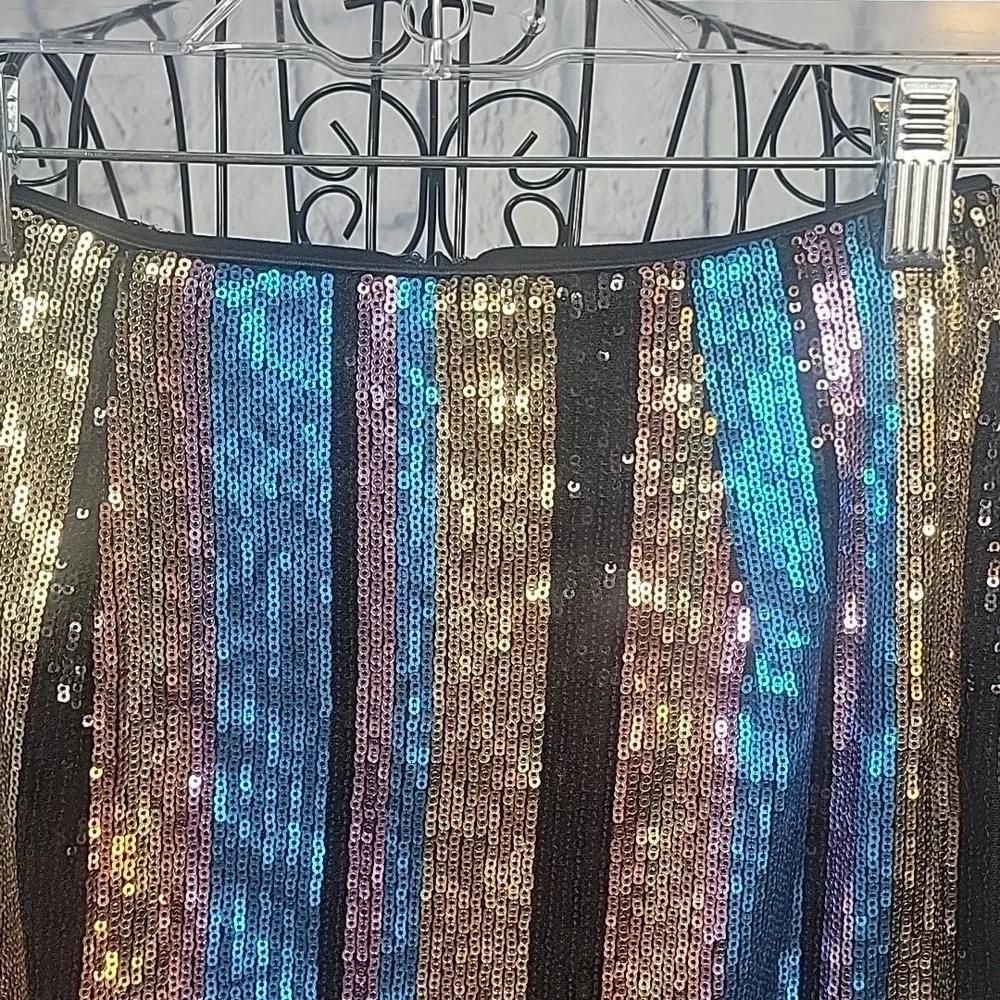 *BLUSH Multicolored Sequined Mini Skirt Small‎